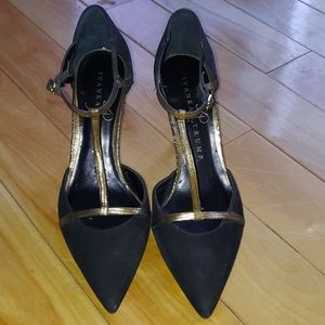 Black w/gold trim heels